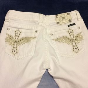 Miss Me White Jeans size 30 beautiful!